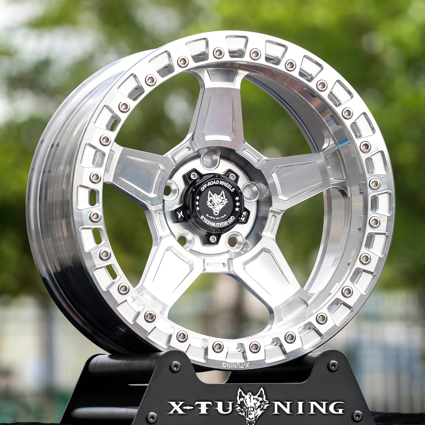 X-Tuning TÜV オフロード 4x4 SUV 鍛造アロイ アフターマーケットホイール XT114